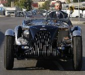 Video: Jay Leno Checks Out the Hand Built Magnolia Special at his Big Dog Garage